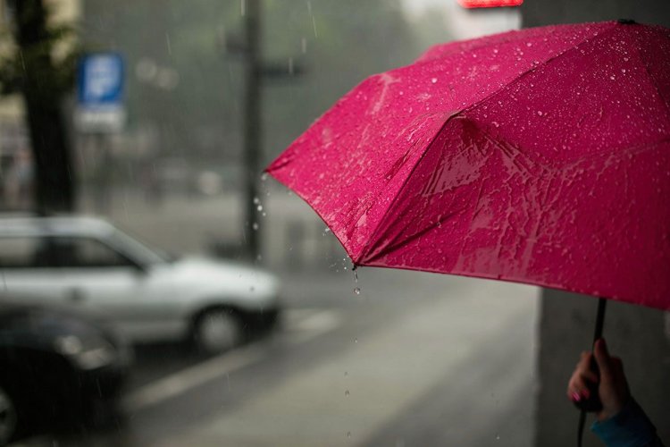 Céu nublado e chuva devem predominar em Salvador durante esta semana, diz previsão da Codesal