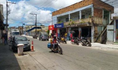 Ônibus seguem limitados e escolas continuam fechadas após morte de policial federal