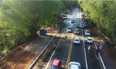 Governador entrega obra emergencial na Estrada do Derba, libera tráfego na região e anuncia duplicação da rodovia