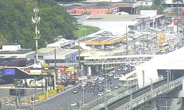 Motociclistas por aplicativo fazem protesto em Salvador
