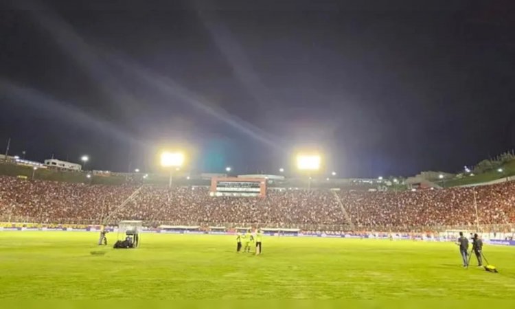 Vitória vence o Guarani por 2 a 0 e mantém invencibilidade no Barradão