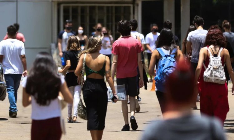 Enem 2023: aulões ajudam estudantes na preparação final para as provas