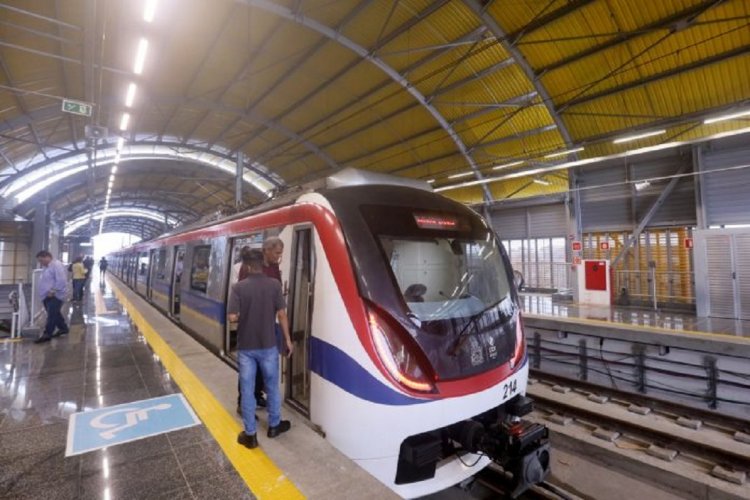 Linha 2 do metrô de Salvador volta a funcionar normalmente