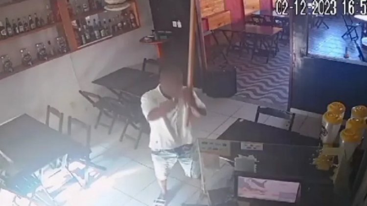 Homem se recusa a pagar conta de bar em Salvador e vandaliza local