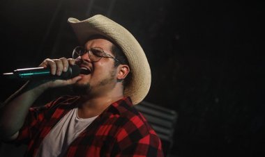 Seu Maxixe ao Vivo em Esplanada! Uma Noite de Música e Diversão