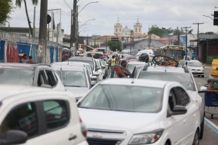 Filas no Terminal Bom Despacho têm mais de 4h de espera