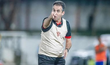 Técnico do Vitória critica arbitragem em derrota para o Jequié: ‘Errou em dois lances capitais’