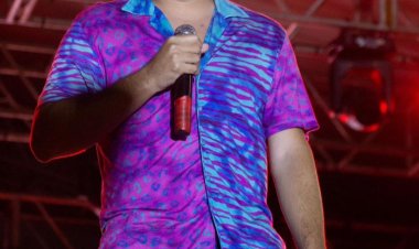 Show de Luccas Tibério - O Breguinha esteve no Pelourinho para iniciar as comemorações de Carnaval