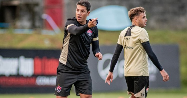 Thiago Carpini projeta estreia em jogo decisivo contra o Botafogo pela Copa do Brasil