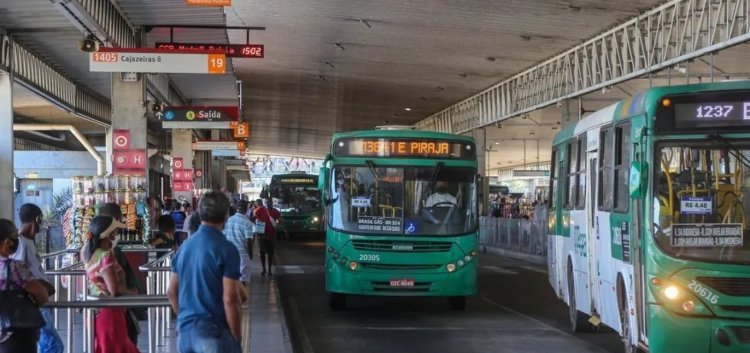 Rodoviários de Salvador aprovam estado de greve