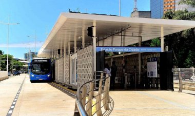 Linha B4 do BRT já atende estações do Itaigara e Parque da Cidade