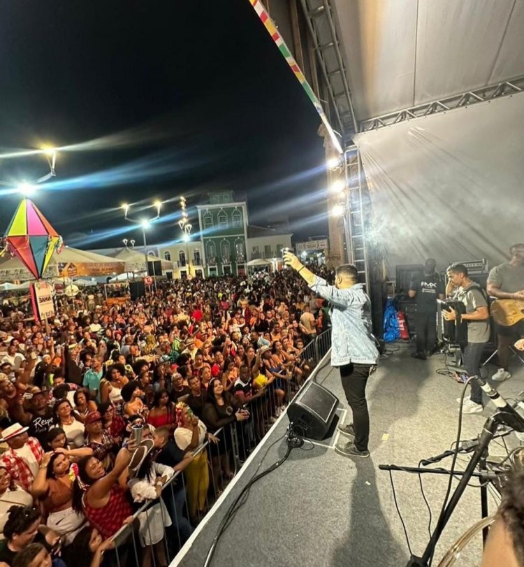 Seu Maxixe se apresenta em Muniz Feira na Festa de São Pedro