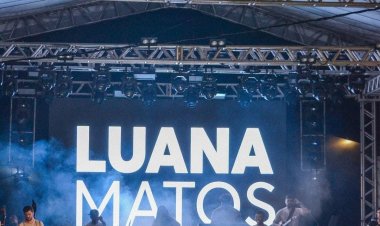 Luana Matos encerra as festividades de São Pedro em grande estilo em Aurelino Leal