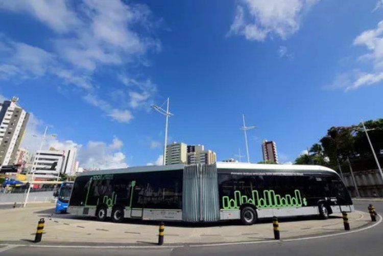 Testes com ônibus para mais de 150 passageiros iniciam em Salvador