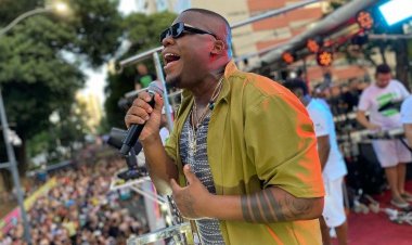 Escandurras agita o Carnaval de Itaberaba com show em trio elétrico