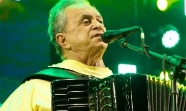 Show de Flávio José leva multidão à Cavalgada de Miguel Calmon