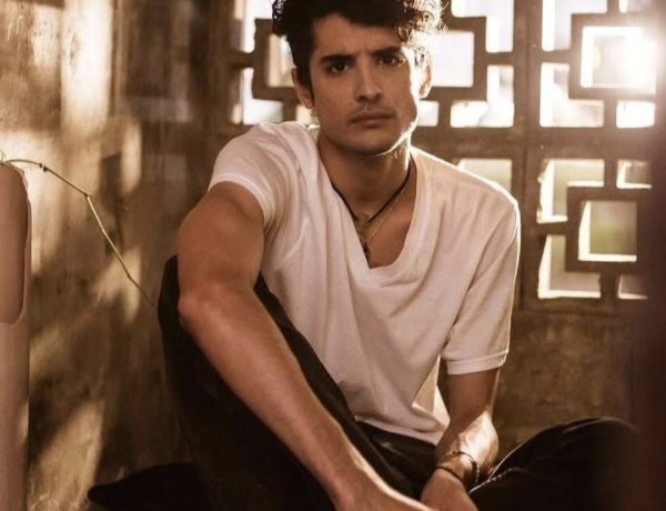 Vini Vercillo apresenta show intimista “No Meu Quarto” em Salvador